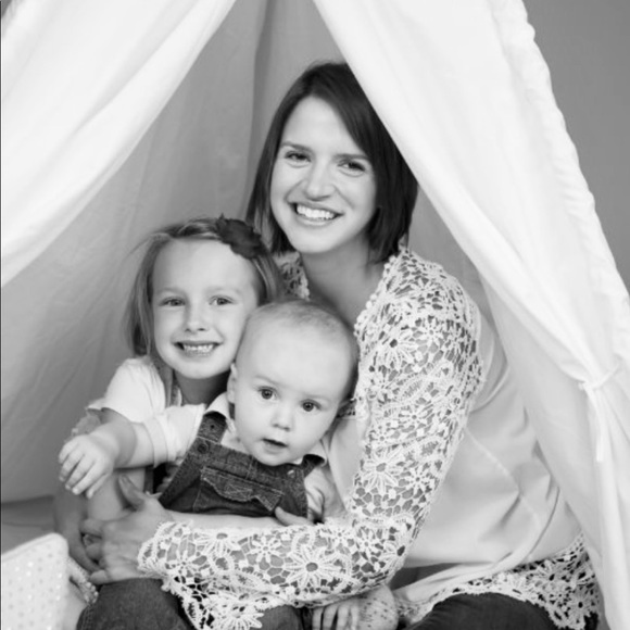 Meet your Posher, Niki - Picture 4 of 15